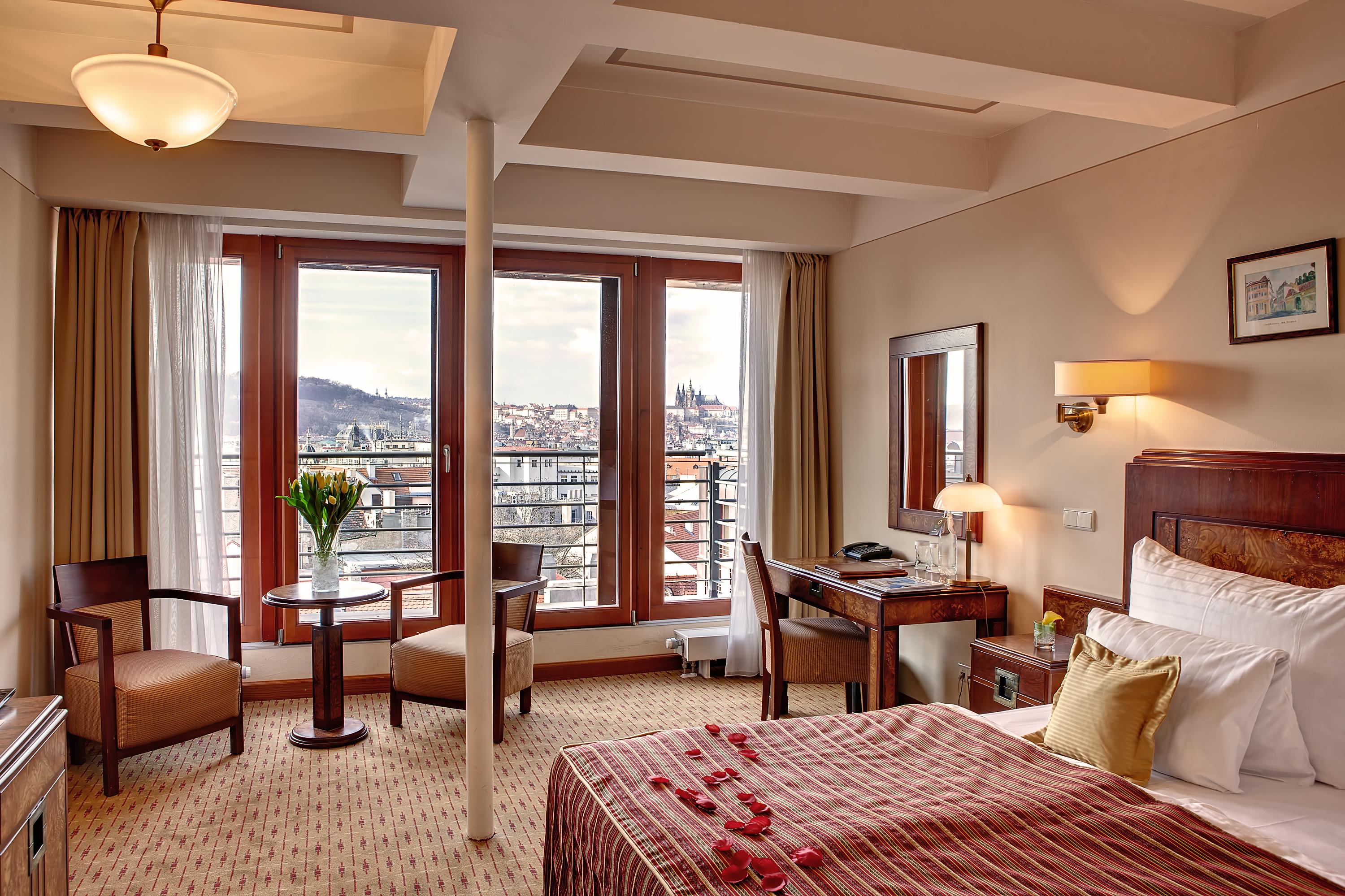 Majestic Plaza Hotel Praga Esterno foto