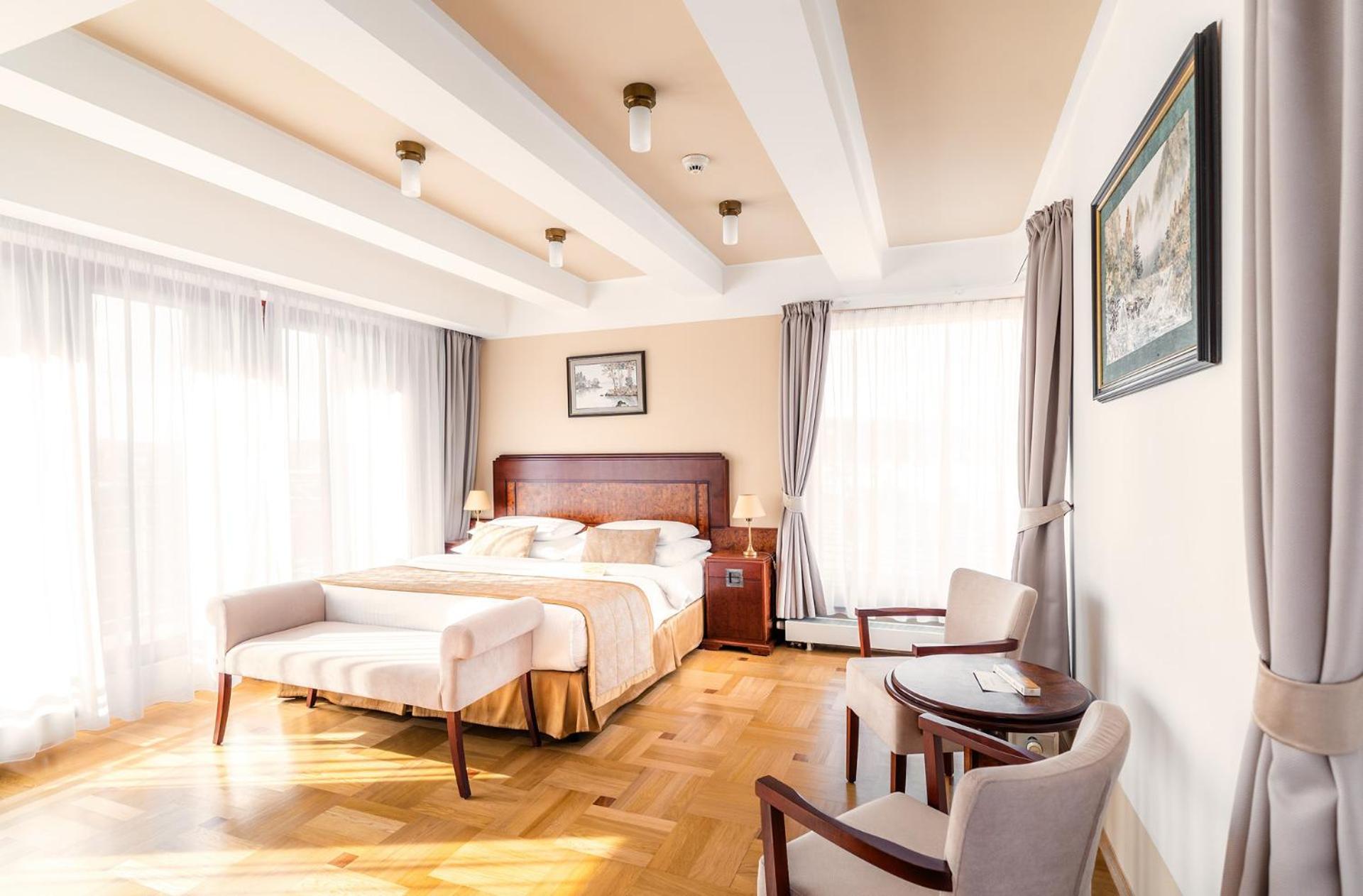 Majestic Plaza Hotel Praga Esterno foto
